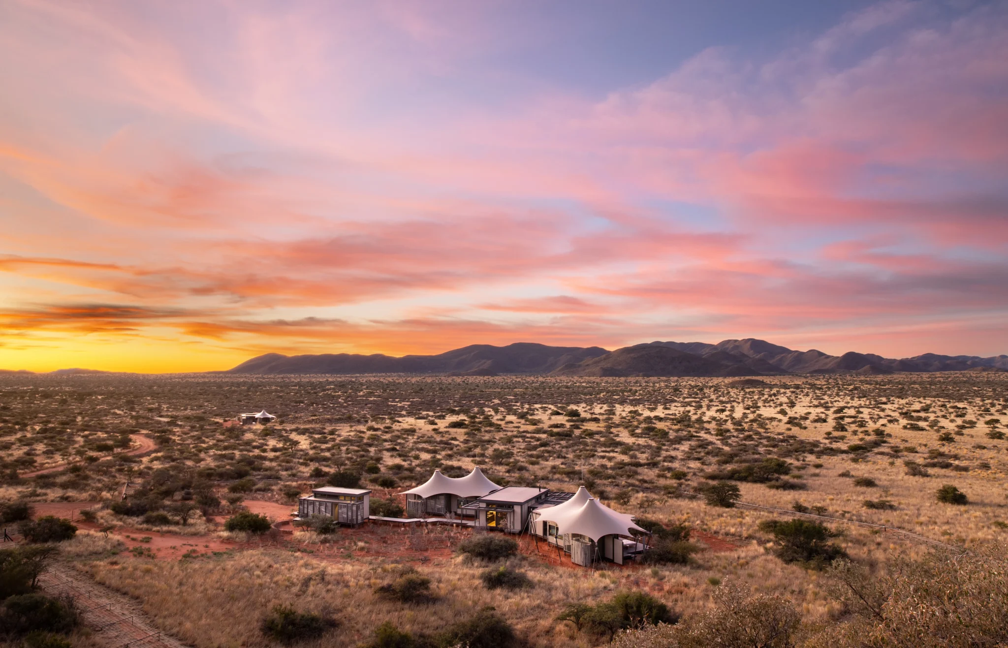 00_listing_South Africa_Northern Cape_Tswalu Kalahari Reserve_Loapi Homes_ph