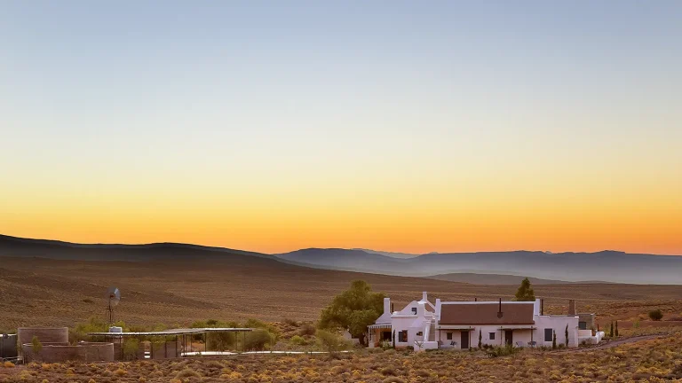 00_hero_listing__south africa_northern cape_karoo_tankwa karoo_de kruis_ph