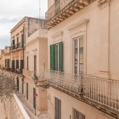 00_hero_listing_italy_puglia_lecce_palazzo lecce_ph