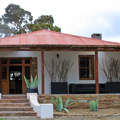 00_hero_listing_south africa_eastern cape_sneeuberg nature reserve_karoo cottage_ph