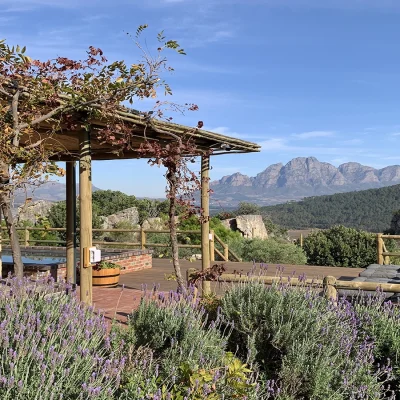 00_hero_listing_south africa_western cape_cape winelands_franschhoek_francois cottage_ph