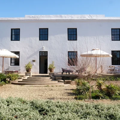 00_hero_listing_south africa_western cape_cape winelands_mcgregor_mcgregor manor_ph