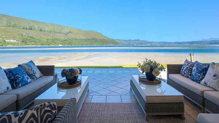 00_hero_listing_south africa_western cape_garden route_knysna_lands end_ph