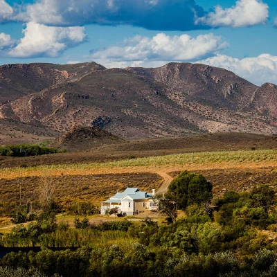 00_hero_listing_south africa_western cape_karoo_prince albert_olive farm_ph