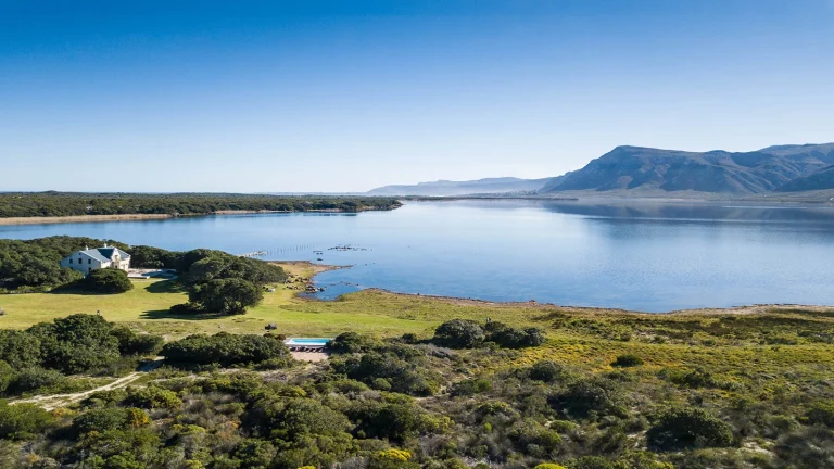 00_hero_listing_south africa_western cape_overberg_stanford_coot club_ph