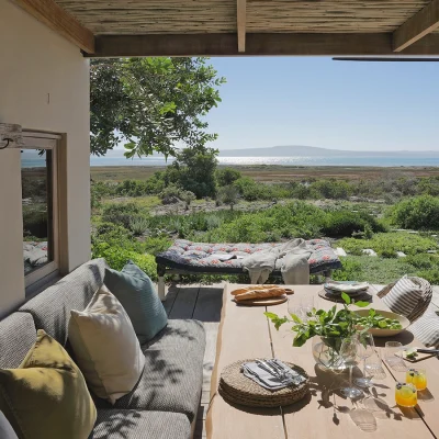 00_hero_listing_south africa_western cape_west coast_churchhaven_yellowwood cottage_ph