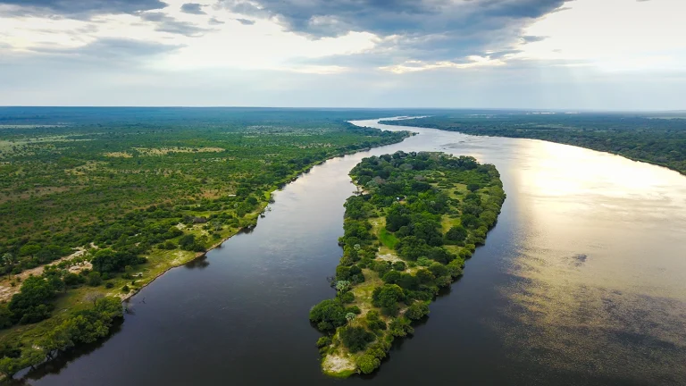 00_hero_listing_zimbabwe_victoria falls_zambezi national park_chundu island_ph