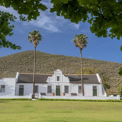 00_listing_hero_south africa_western cape_cape winelands_nuy valley_penhill farm1_ph