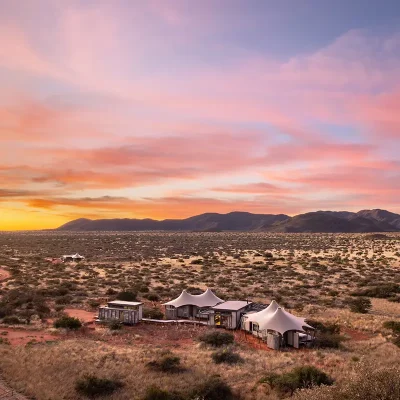 00_thumbnail_South Africa_Northern Cape_Tswalu Kalahari Reserve_Loapi Homes_ph