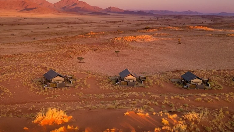 00_thumbnail_namibia_southern namibia_namibrand nature reserve_dune camp_ph