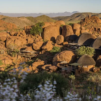 01_listing_namibia_northern namibia_damaraland_twyfelfontein_mowani mountain camp_ph