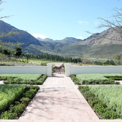 02_listing_south africa_western cape_cape winelands_franschhoek_l'amitié_ph