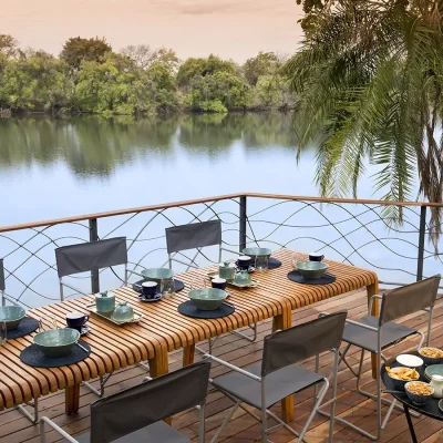 02_listing_zambia_victoria falls_livingstone_thorntree river lodge_ph