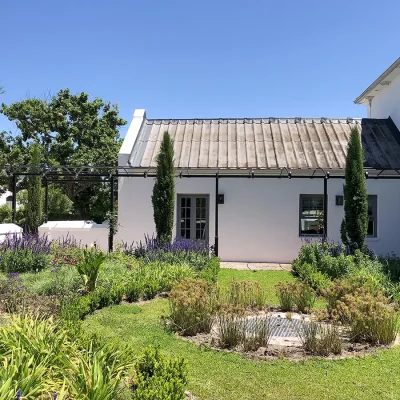 10_listing_south africa_western cape_cape winelands_stellenbosch_manor house de zalze_ph