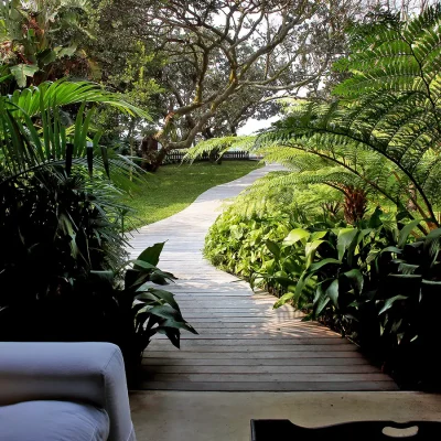 12_listing__south africa_kwazulu-natal_dolphin coast_westbrook beach_cowrie cottage_ph