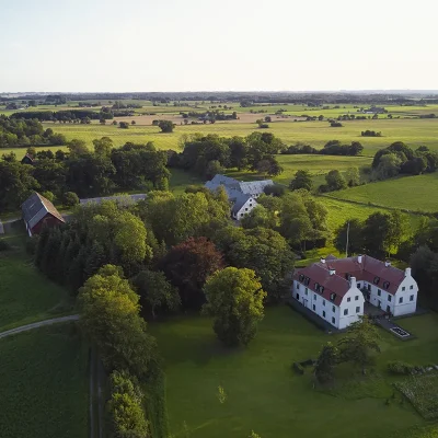 15_thumbnail__sweden_osterlen_scania_kåseholm_the gatehouse at kåseholm castle_ph