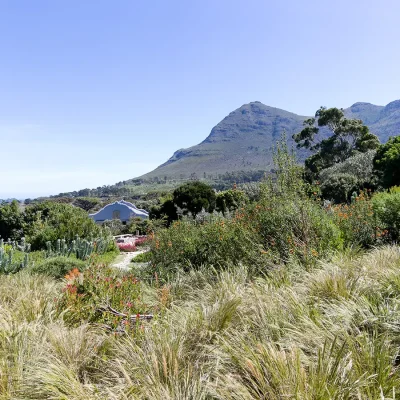 16_listing_south africa_western cape_cape town_noordhoek_kinghorns gardens_ph