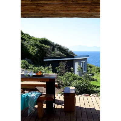 17_listing_south africa_western cape_cape town_smitswinkel bay_lantern tides_ph