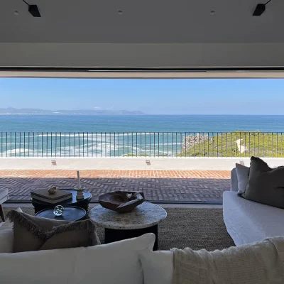 18_listing_south africa_western cape_overberg_hermanus_sophie's rock_ph