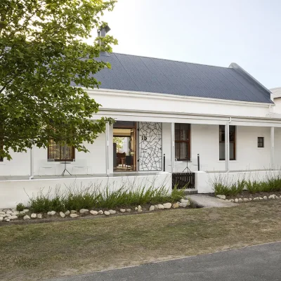 27_listing_south africa_western cape_overberg_greyton_house oak_ph